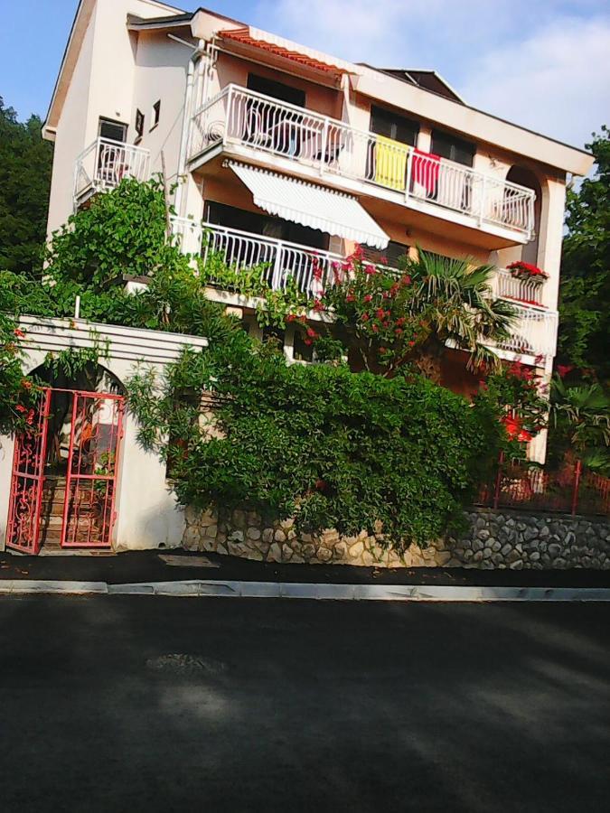 Villa Maja Omisalj Luaran gambar