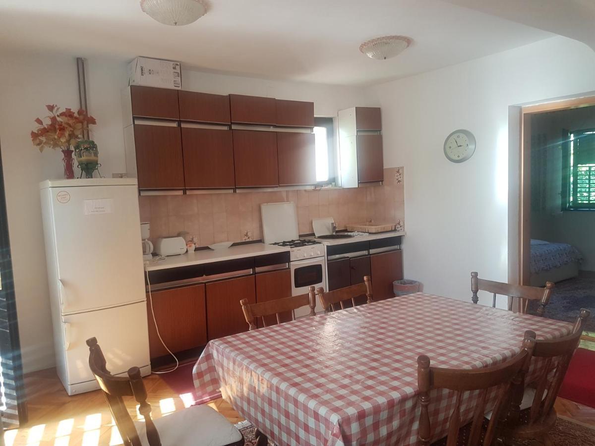 Villa Maja Omisalj Bilik gambar